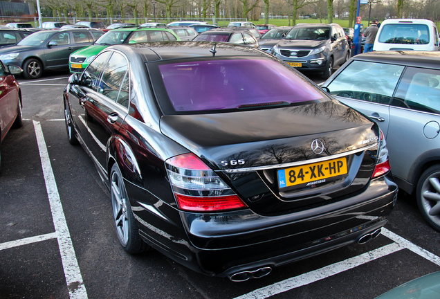 Mercedes-Benz S 65 AMG V221