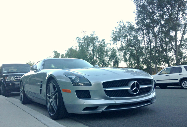 Mercedes-Benz SLS AMG