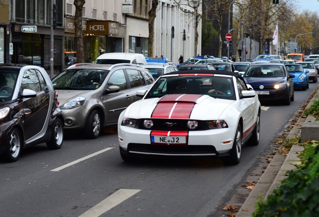 Ford Mustang GT Convertible 2011