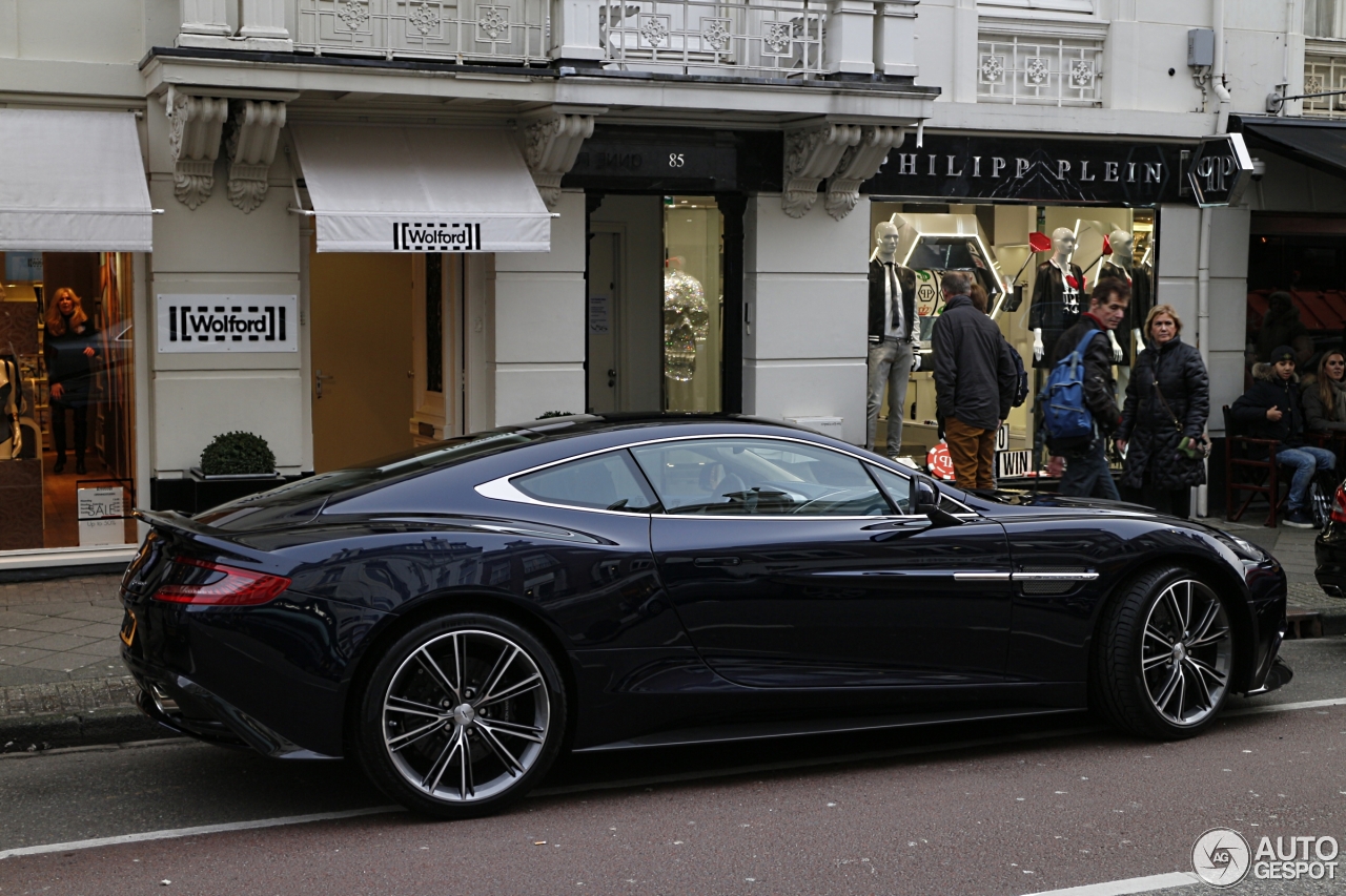 Aston Martin Vanquish 2013