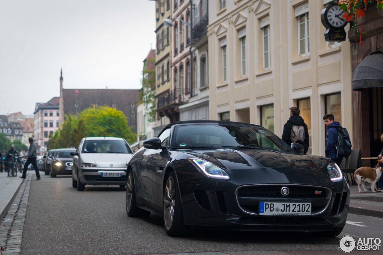 Jaguar F-TYPE S V8 Convertible