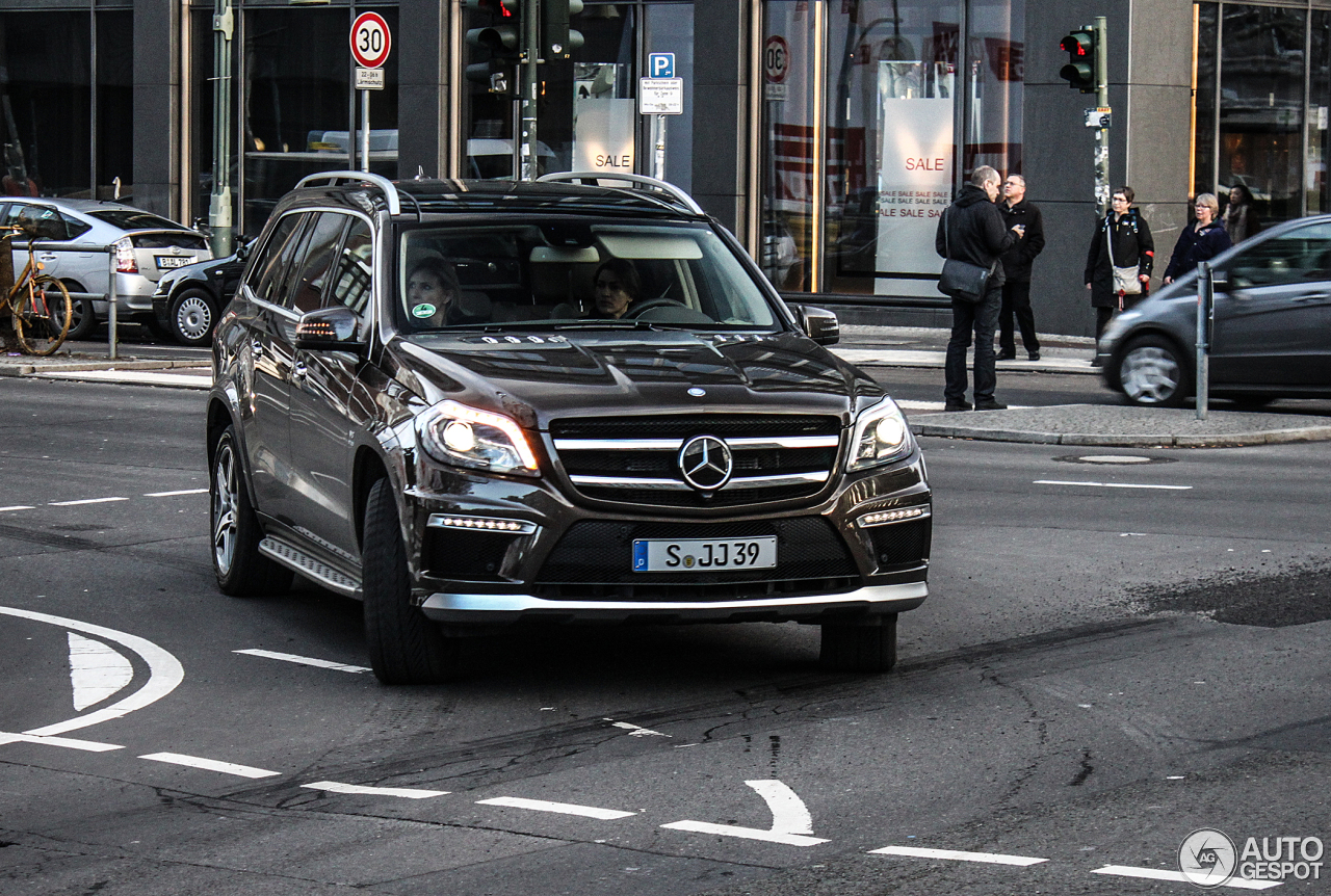 Mercedes-Benz GL 63 AMG X166