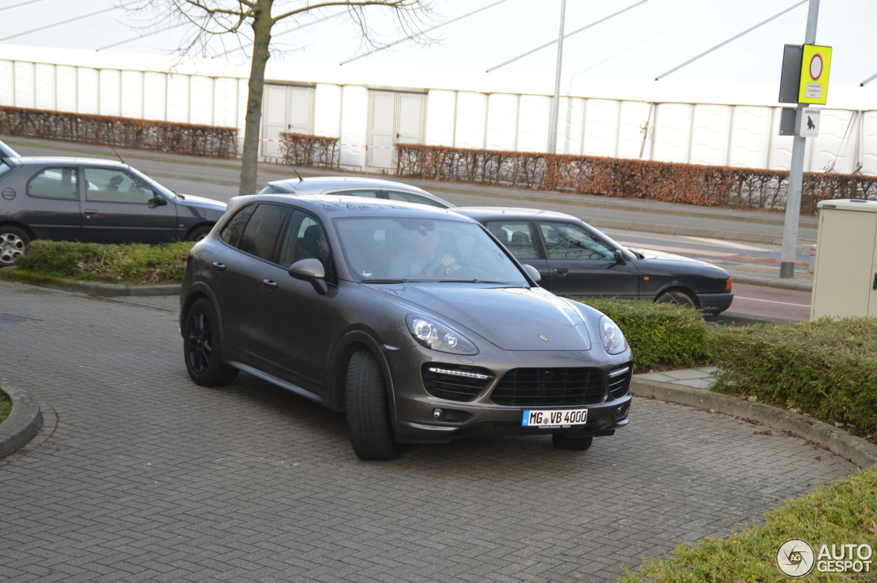 Porsche 958 Cayenne GTS