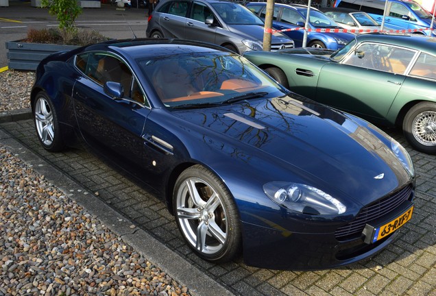 Aston Martin V8 Vantage