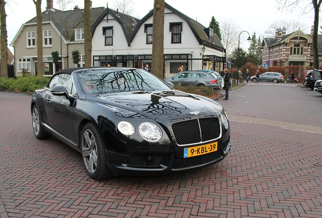 Bentley Continental GTC V8