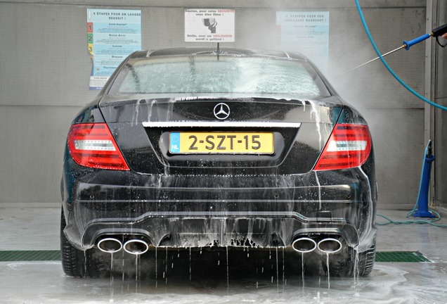 Mercedes-Benz C 63 AMG Coupé