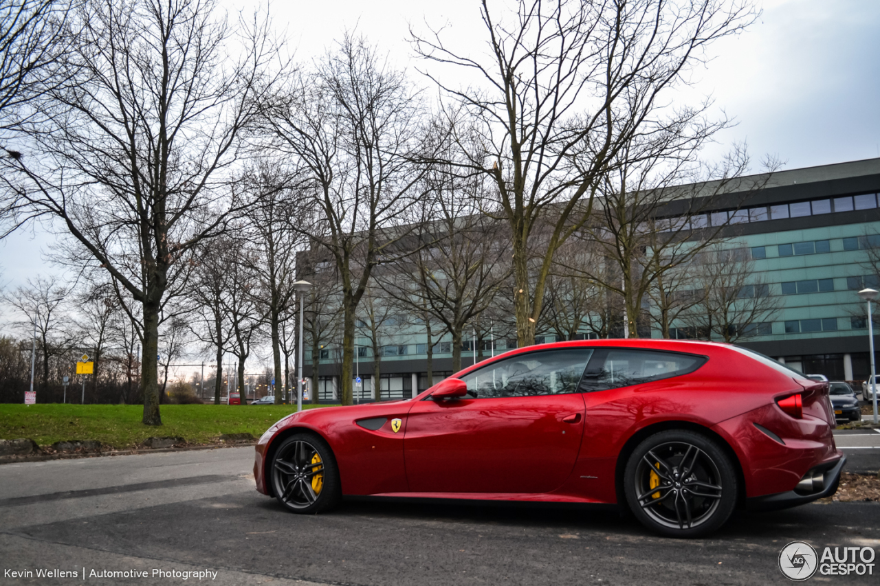 Ferrari FF