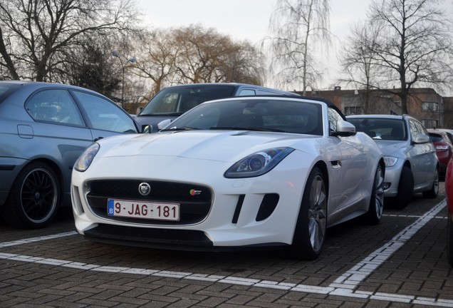 Jaguar F-TYPE S V8 Convertible