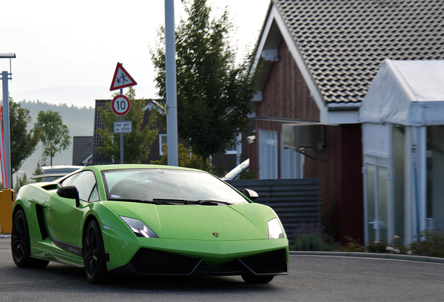 Lamborghini Gallardo LP570-4 Superleggera