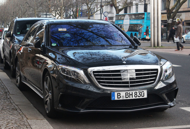 Mercedes-Benz S 63 AMG V222