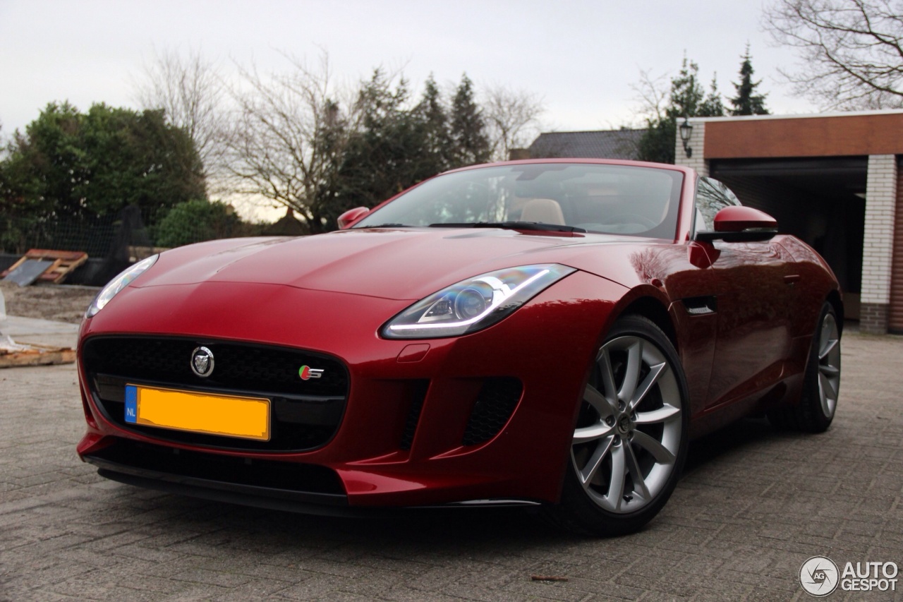 Jaguar F-TYPE S Convertible