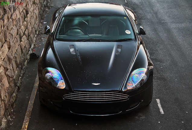 Aston Martin DB9