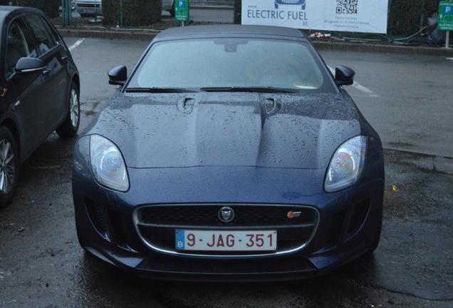 Jaguar F-TYPE S V8 Convertible