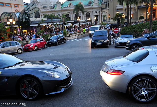 Mercedes-Benz SLS AMG