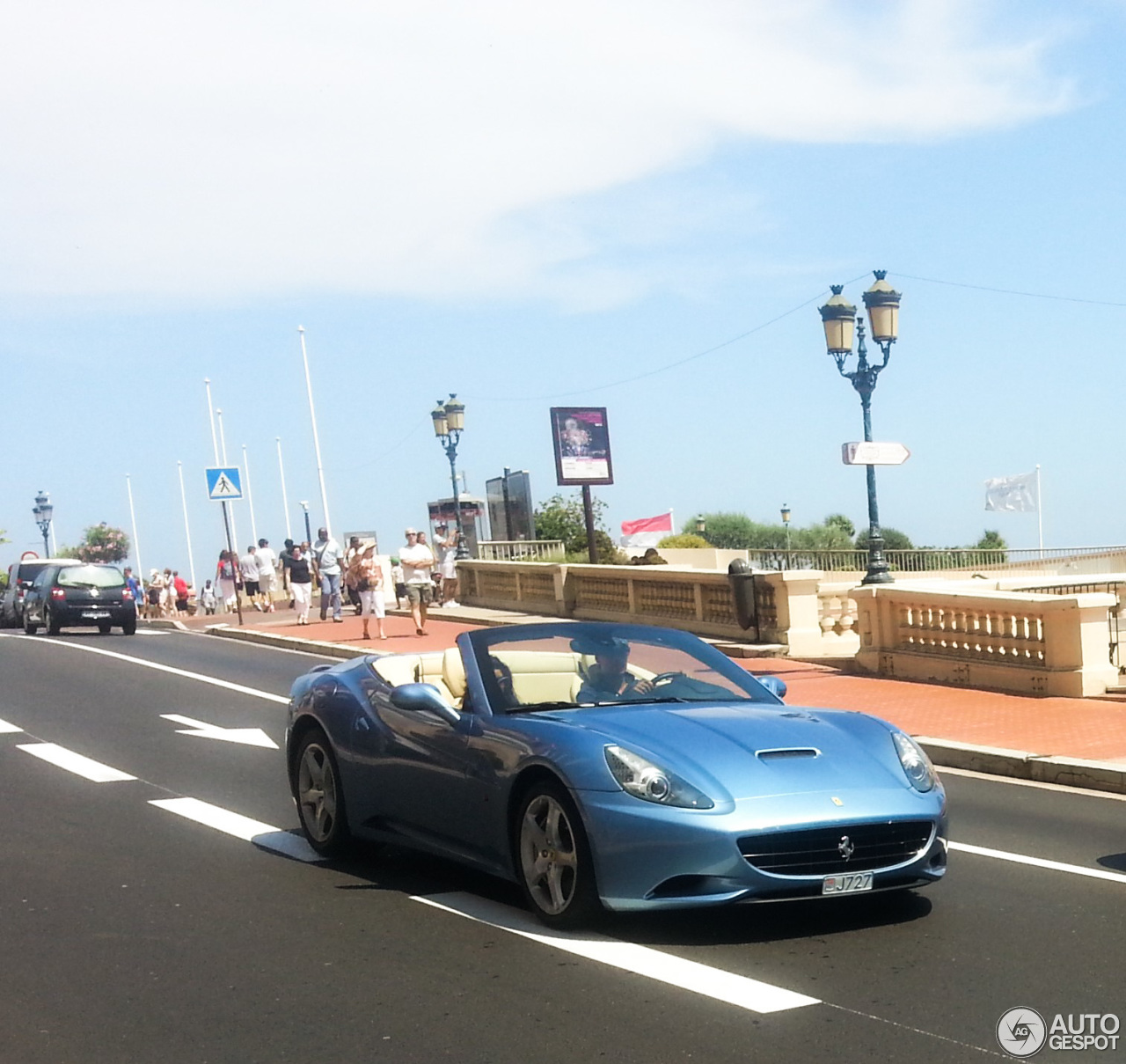 Ferrari California