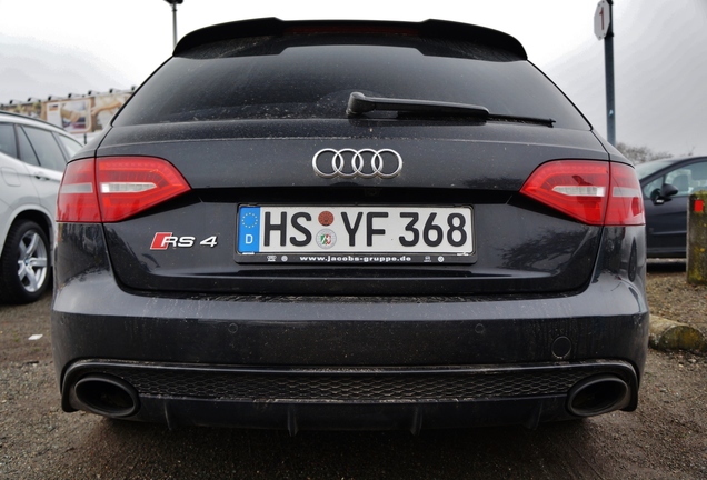 Audi RS4 Avant B8