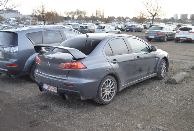 Mitsubishi Lancer Evolution X