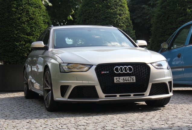 Audi RS4 Avant B8