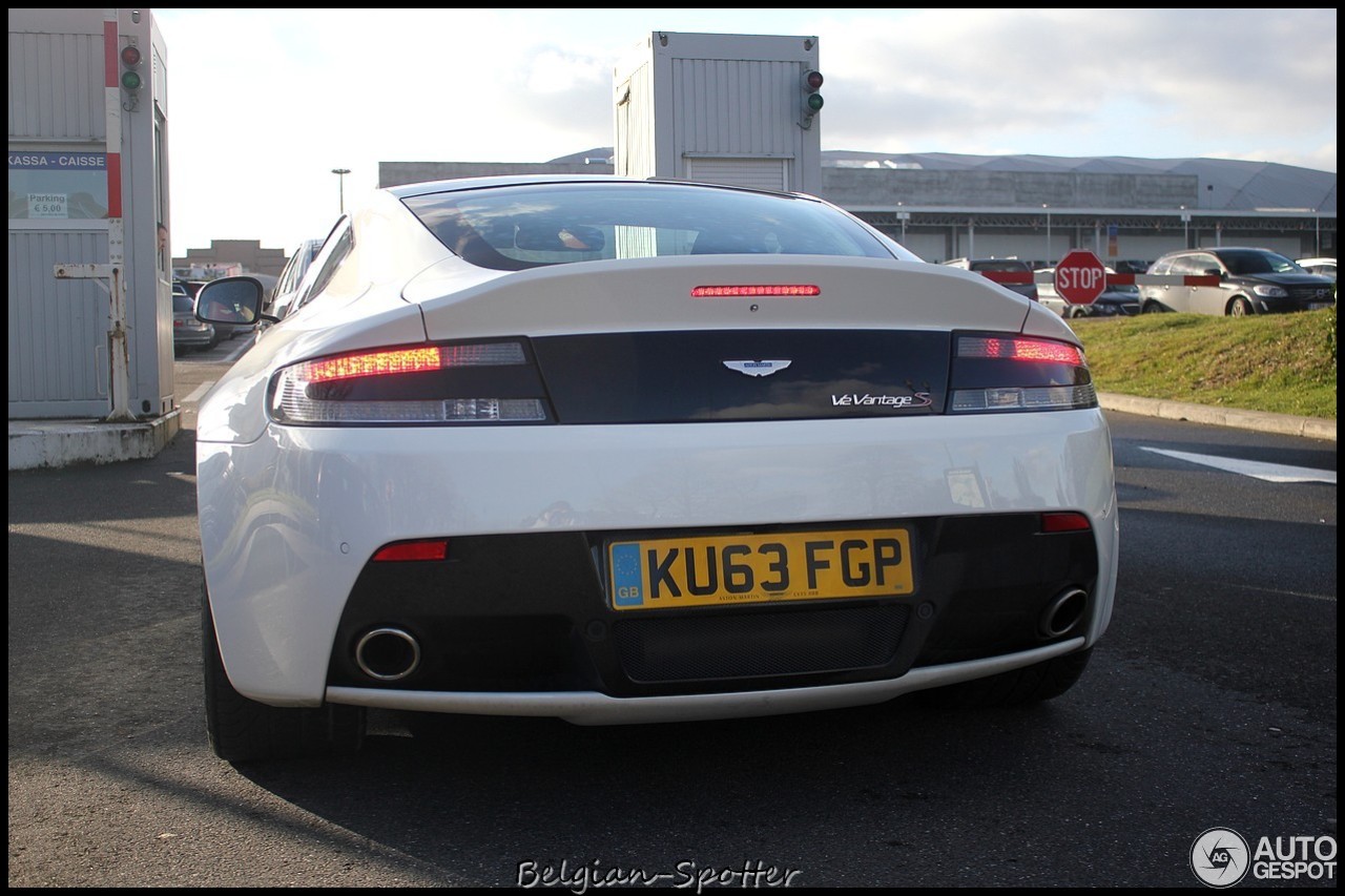 Aston Martin V12 Vantage S