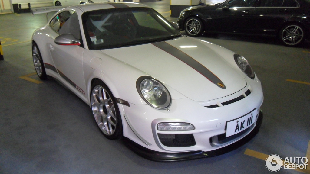 Porsche 997 GT3 RS 4.0