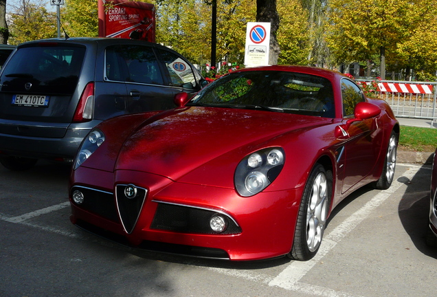 Alfa Romeo 8C Competizione