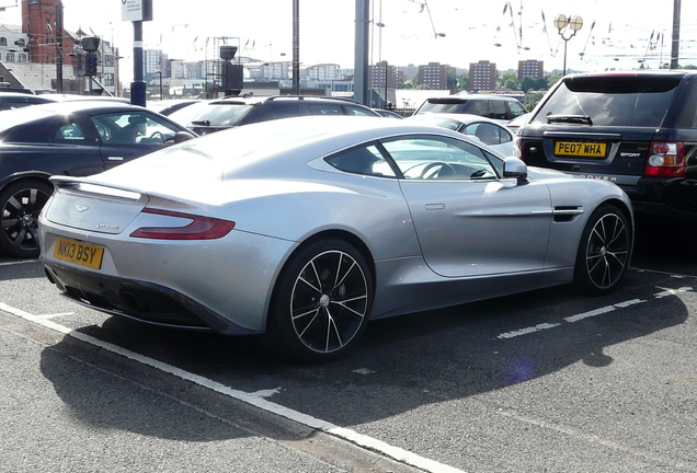 Aston Martin Vanquish 2013