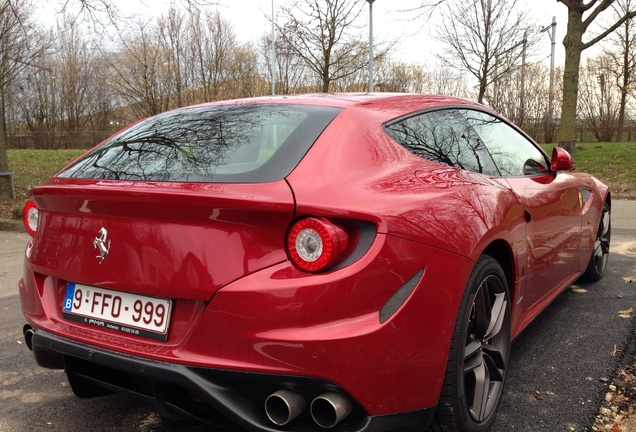 Ferrari FF