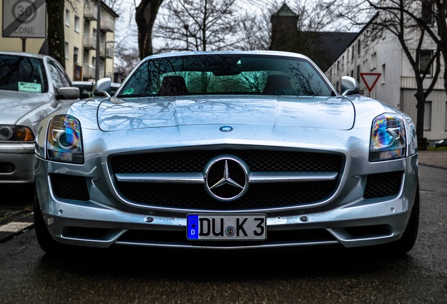 Mercedes-Benz SLS AMG