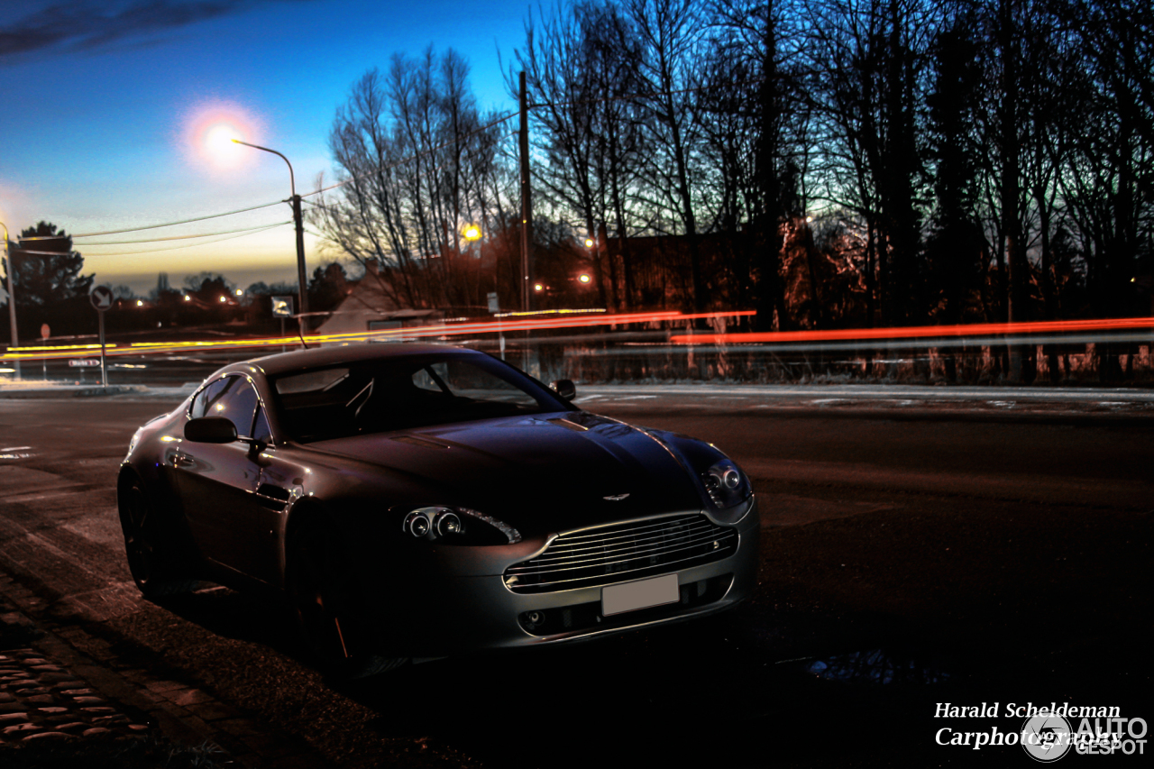 Aston Martin V8 Vantage