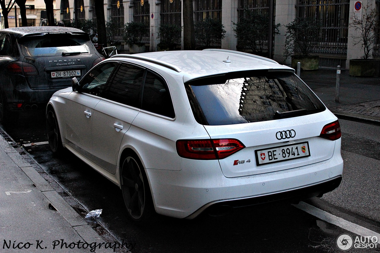 Audi RS4 Avant B8