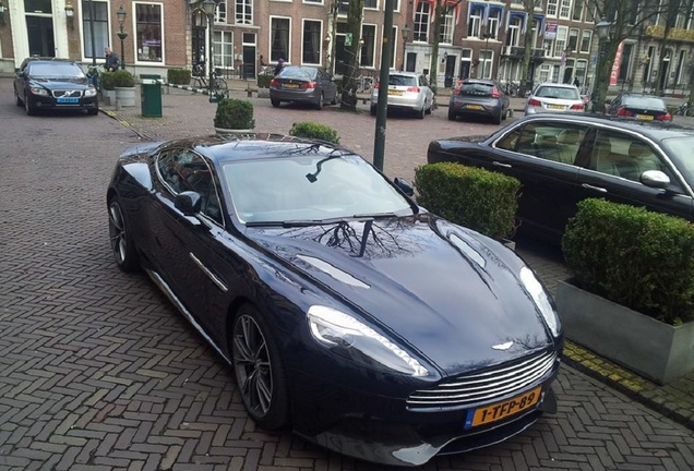 Aston Martin Vanquish 2013