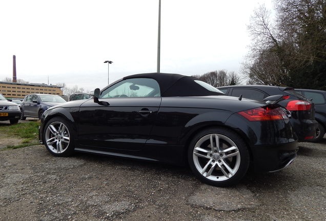 Audi TT-RS Roadster