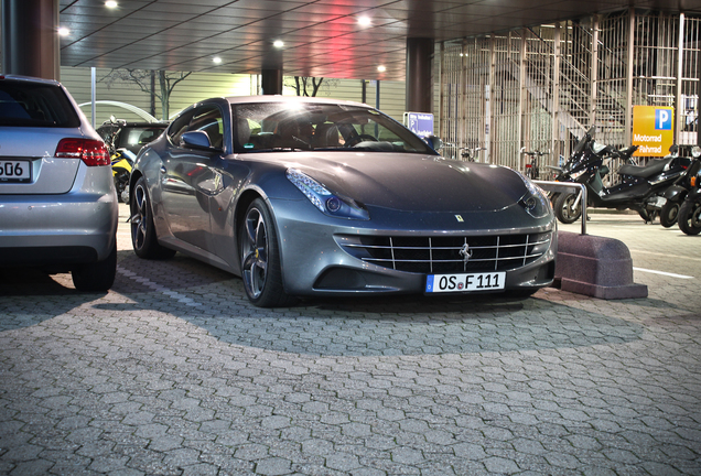 Ferrari FF