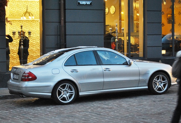 Mercedes-Benz E 55 AMG