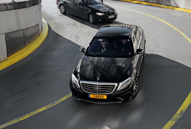 Mercedes-Benz S 63 AMG V222