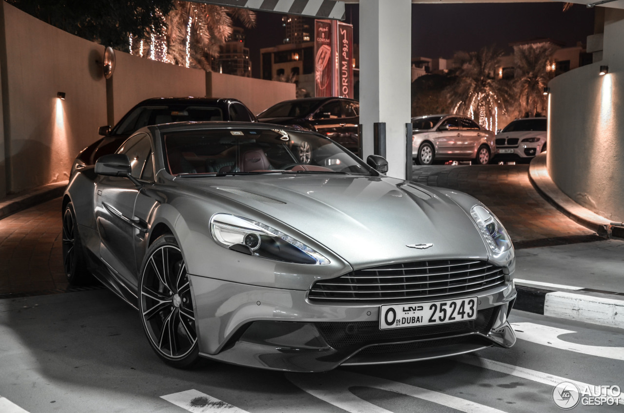 Aston Martin Vanquish 2013