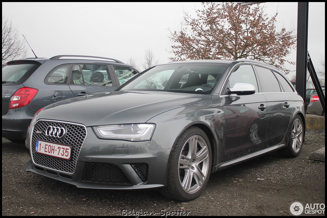 Audi RS4 Avant B8