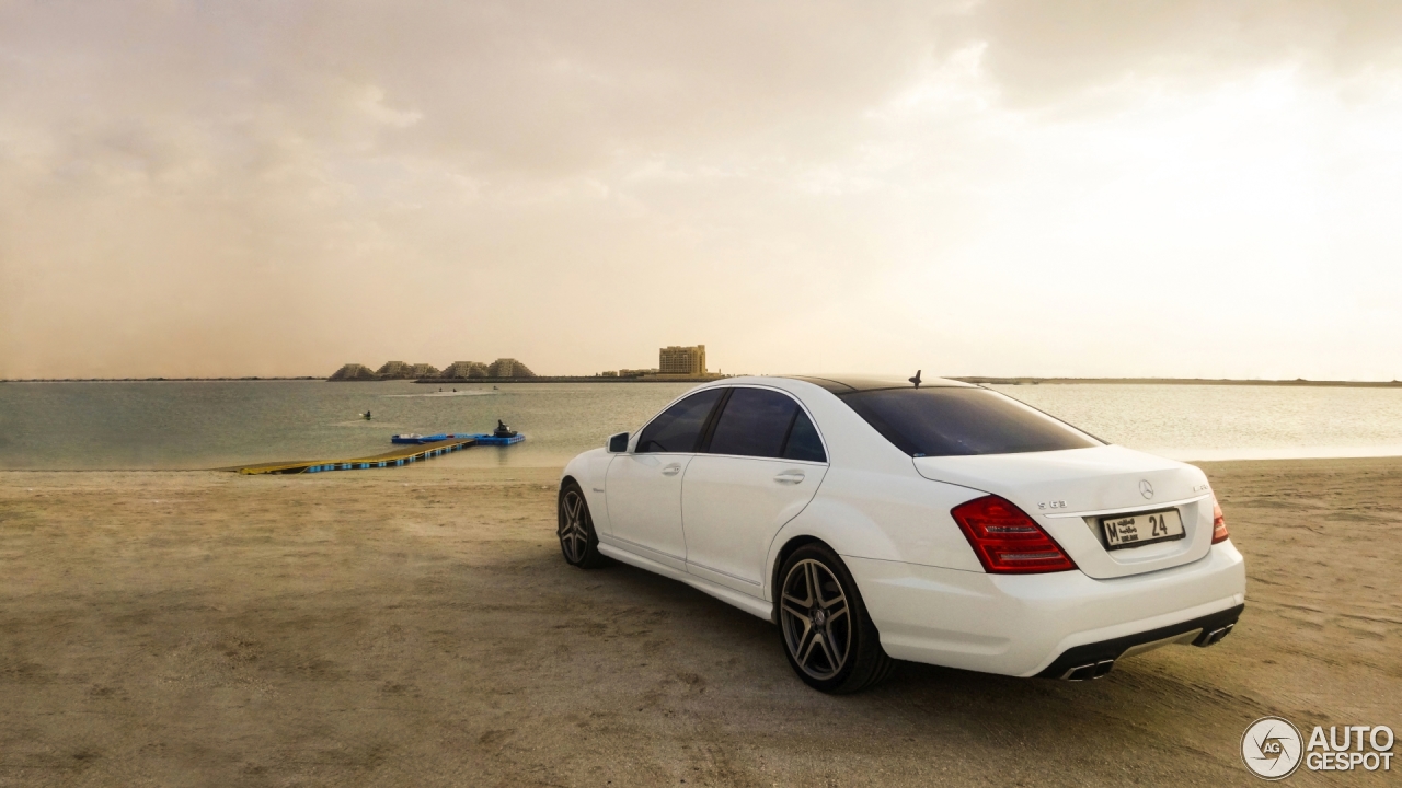 Mercedes-Benz S 63 AMG W221 2011