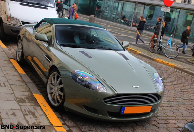 Aston Martin DB9 Volante