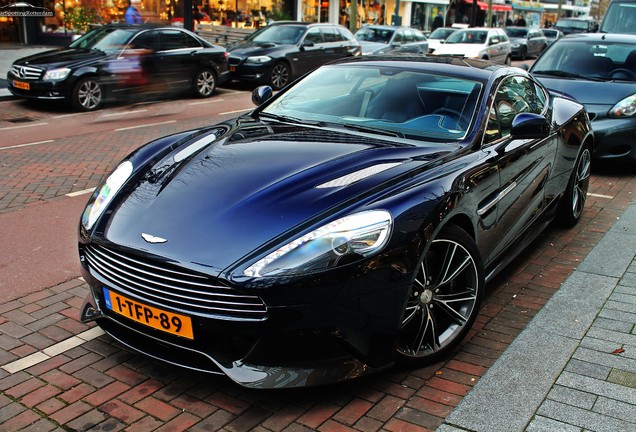 Aston Martin Vanquish 2013