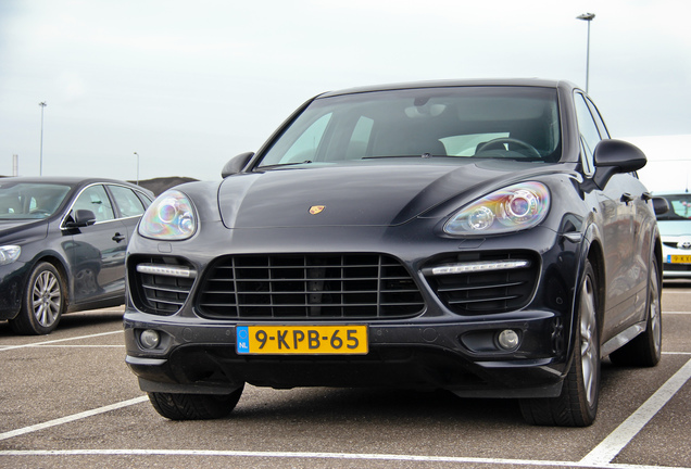 Porsche 958 Cayenne GTS