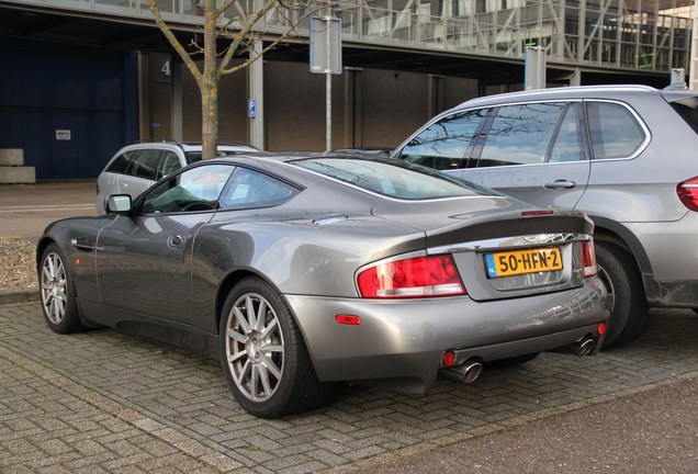 Aston Martin Vanquish S