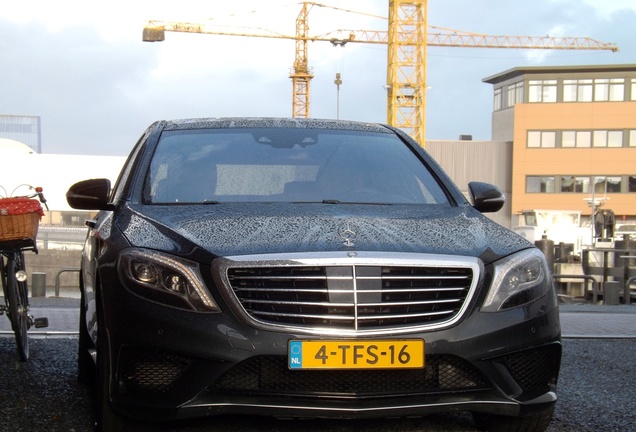 Mercedes-Benz S 63 AMG V222