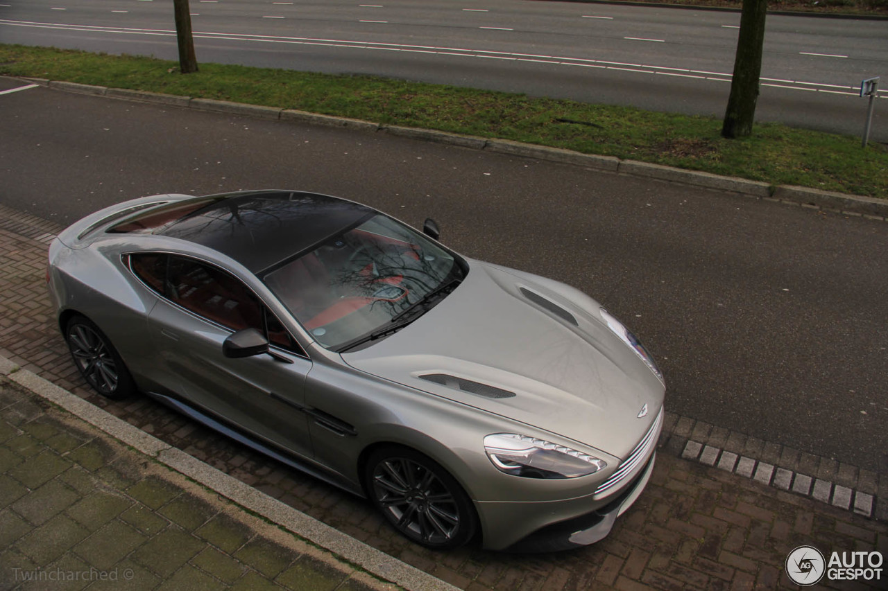 Aston Martin Vanquish 2013