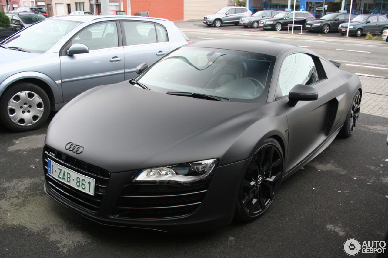 Audi R8 V10