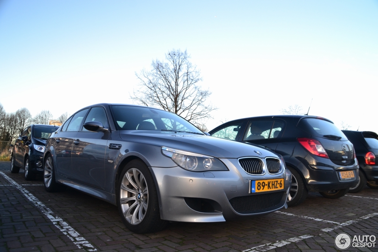 BMW M5 E60 2005