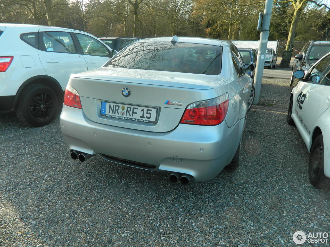 BMW M5 E60 2005