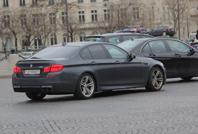 BMW M5 F10 2011