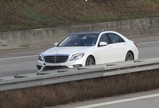 Mercedes-Benz S 65 AMG V222