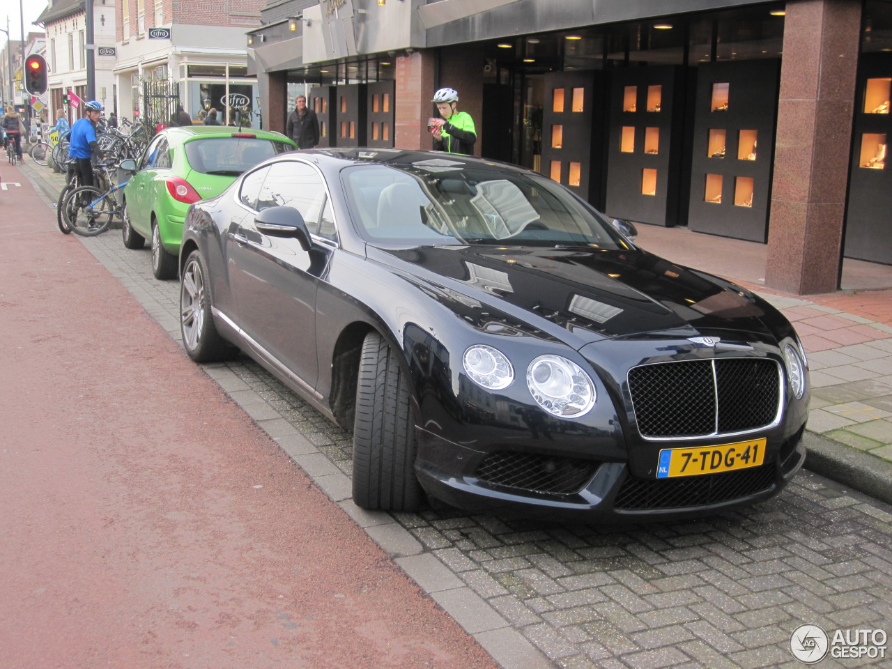 Bentley Continental GT V8